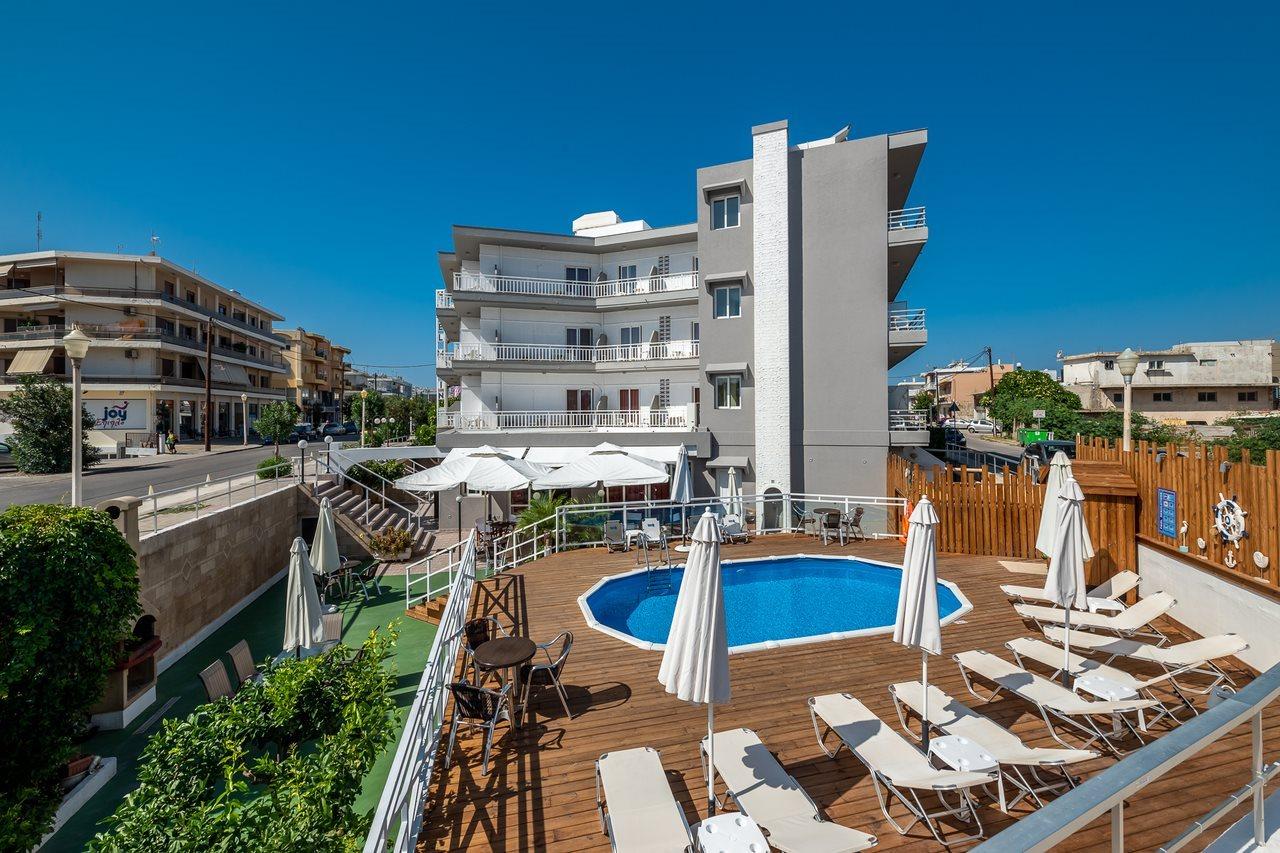 Marine Congo Hotel 2*