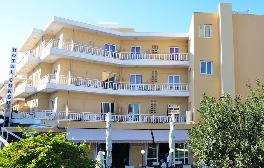 Marine Congo Hotel 2*