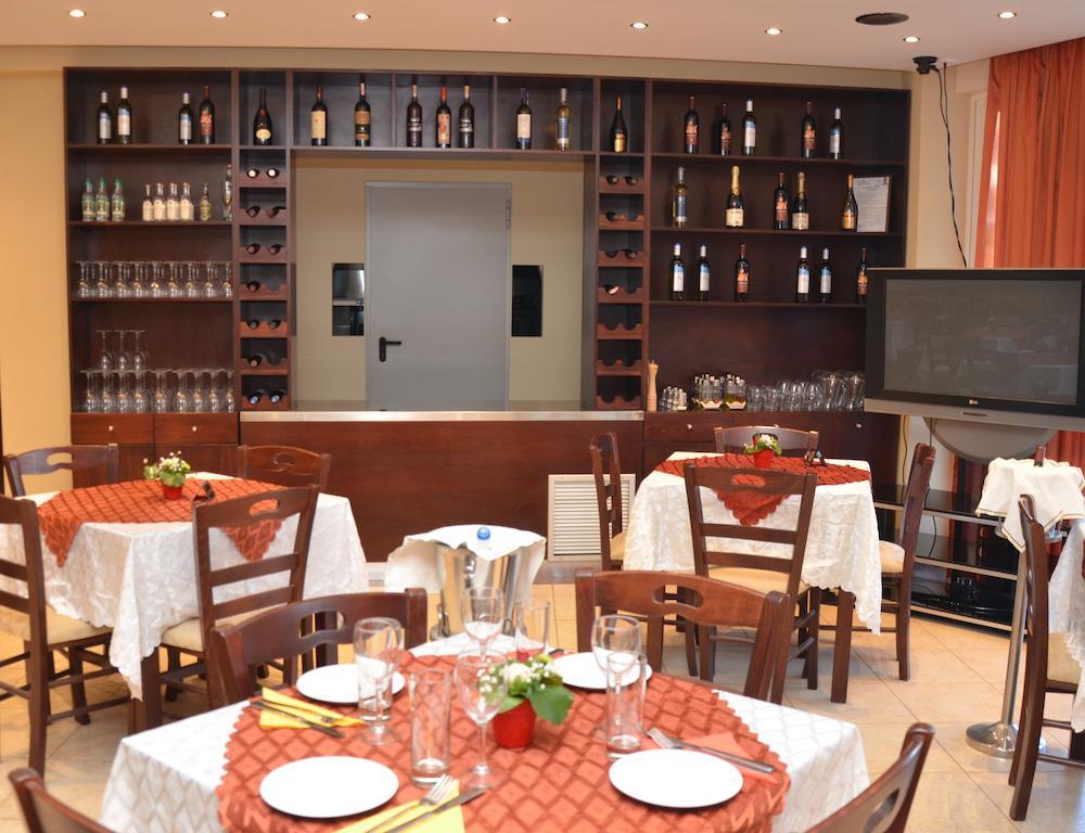 Marine Congo Hotel 2*