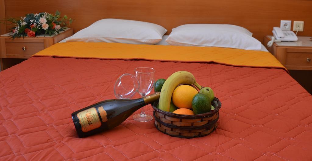 Hotel Marine Congo Rhodes City
