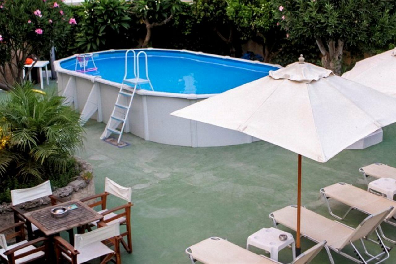 Marine Congo Hotel 2*